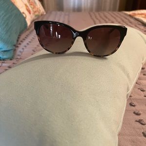 Tory Burch ladies sunglasses